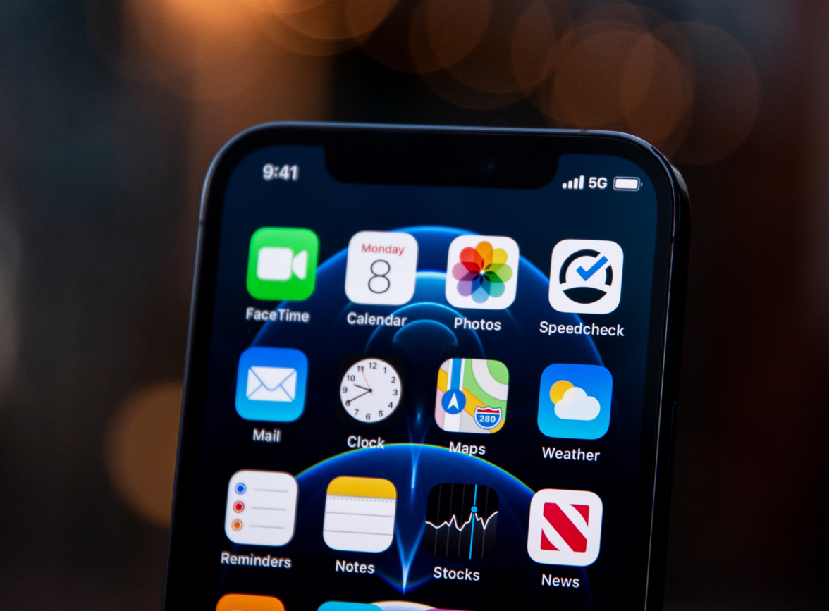邢台苹果手机维修分享为什么 iPhone 12 在冬季会自动关机 